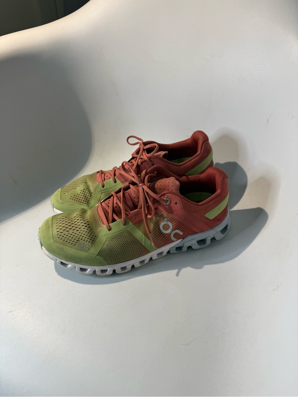 On Running Cloud X Women's Size 10